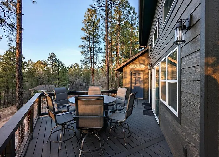 Holiday home Getaway W Sunset Deck & Fire Pit Table *