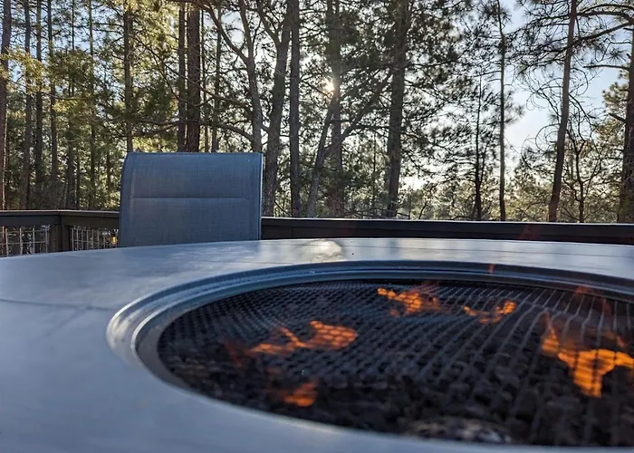 Getaway W Sunset Deck & Fire Pit Table